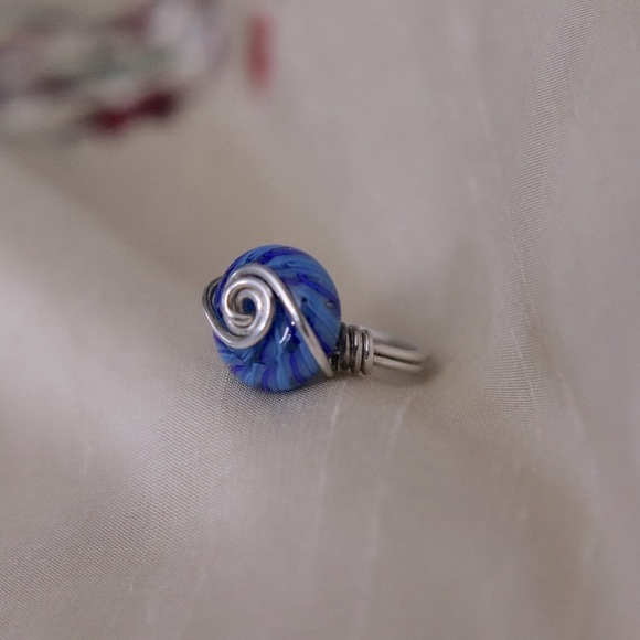 Unique Sterling Silver Swirled Blue Art Glass Ring - Size 6.5 - Picture 10 of 11